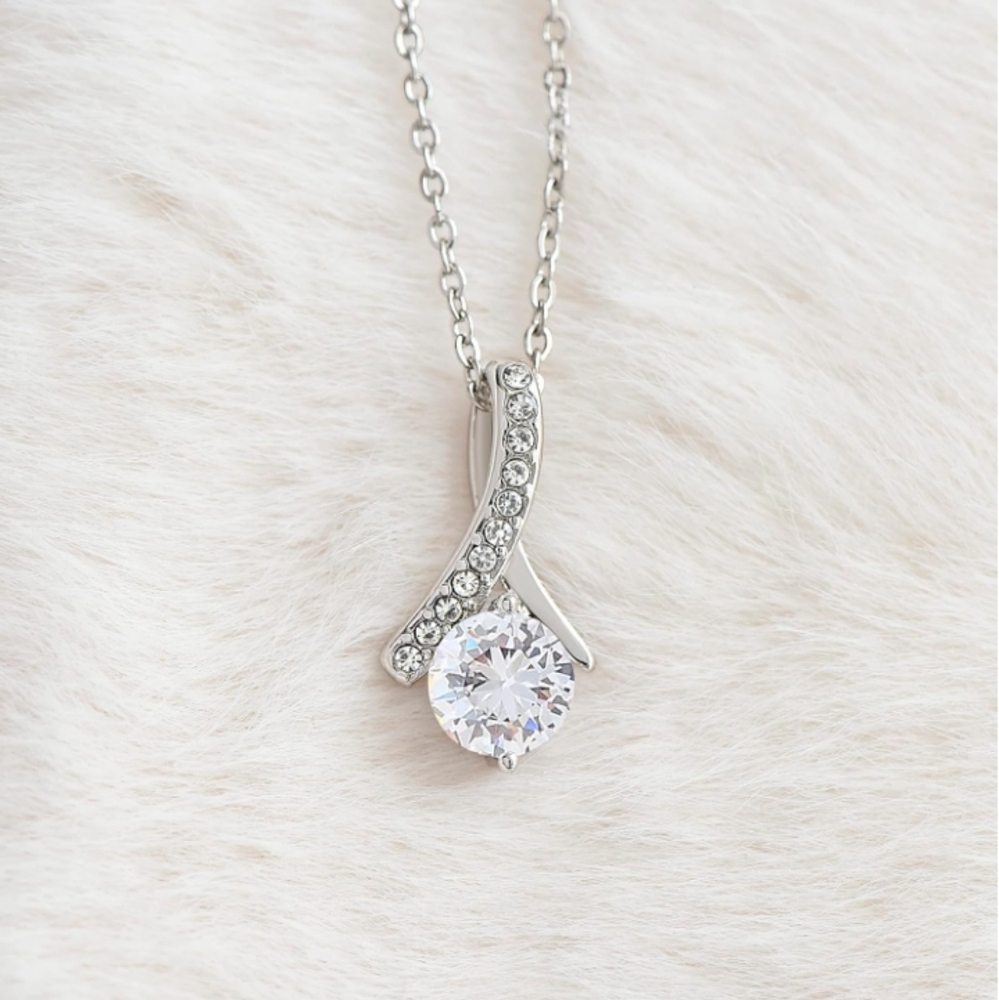 Silver Pendant Necklace